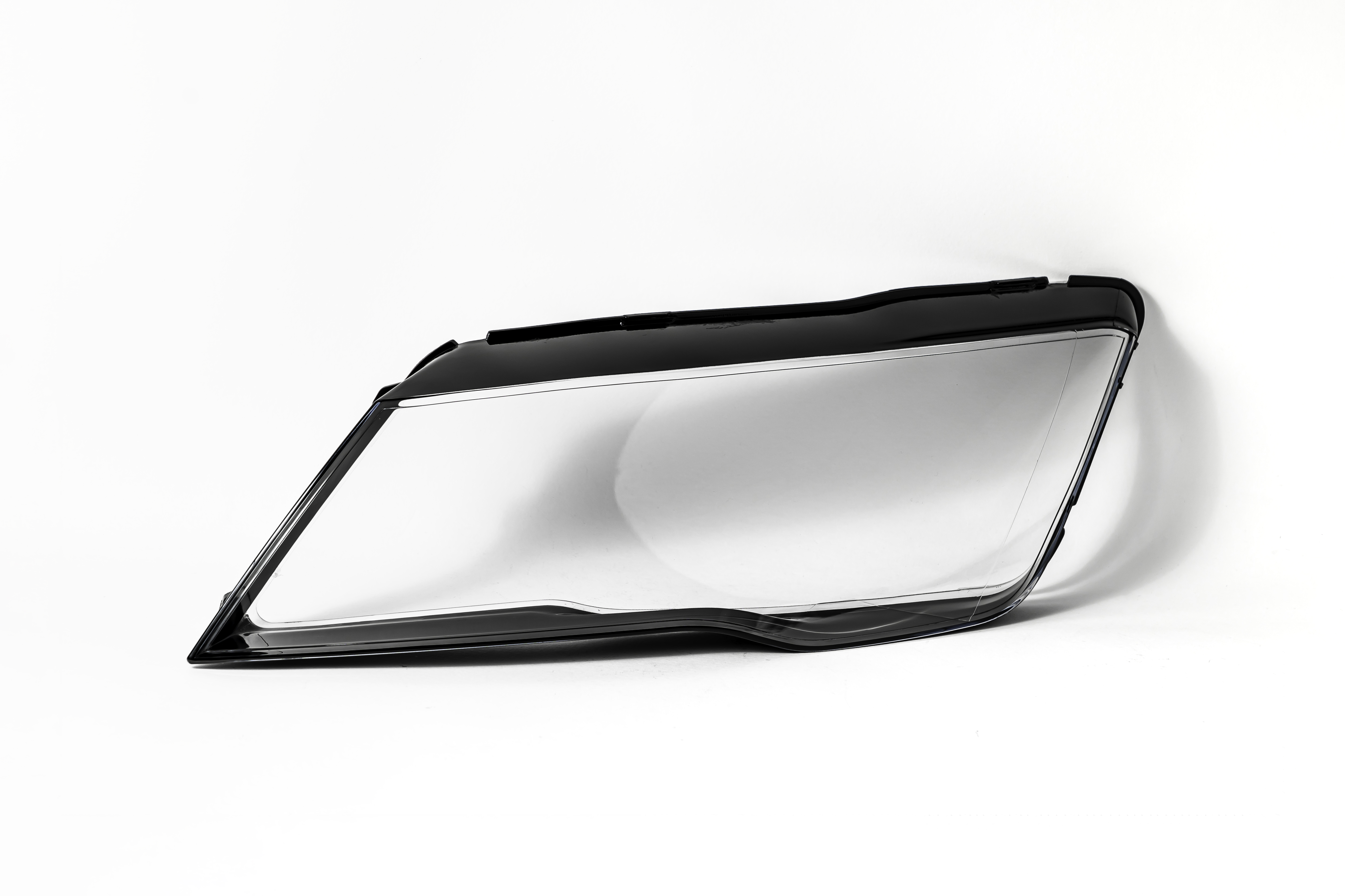 Audi A7 2010–2014 Dešinės Pusės Žibinto Stiklas - Image 4